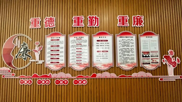 518634384dd64d409e3a2abaa8340326